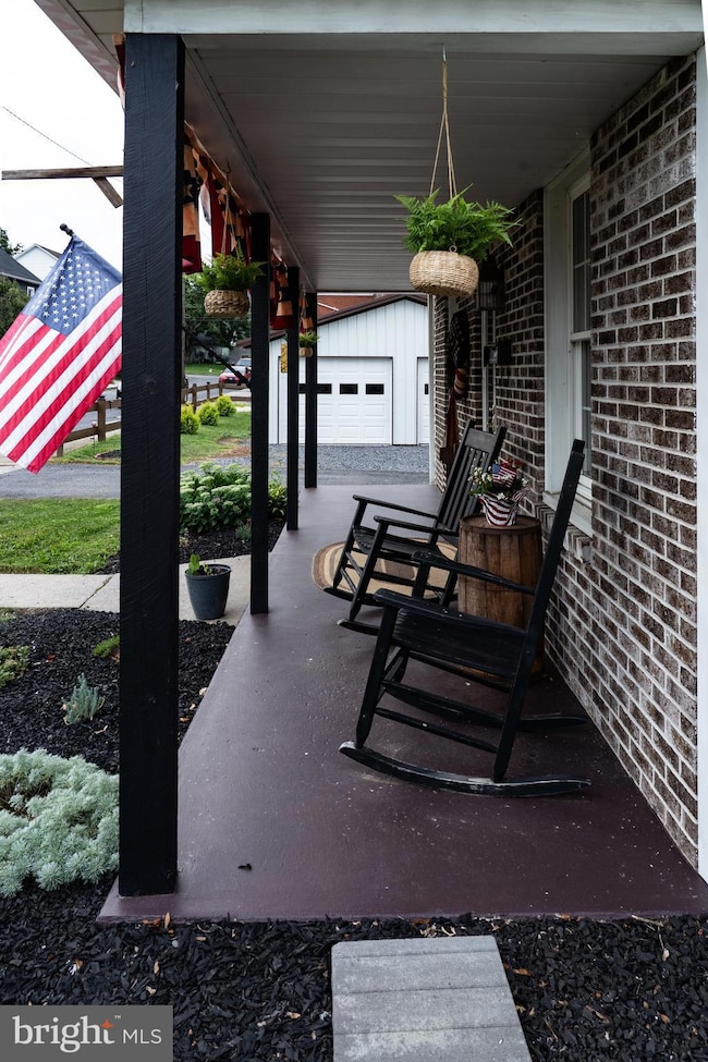 420 Locust St, Burnham, PA 17009 - photo 7