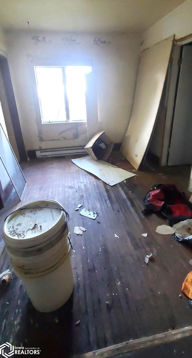 1107 Campbell St, Ayrshire, IA 50515 - photo 6