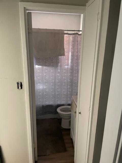 Jones unit A Bathroom