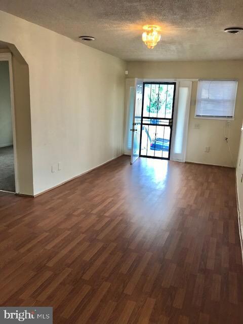 5109 N Englewood Dr, Hyattsville, MD 20785 - photo 5