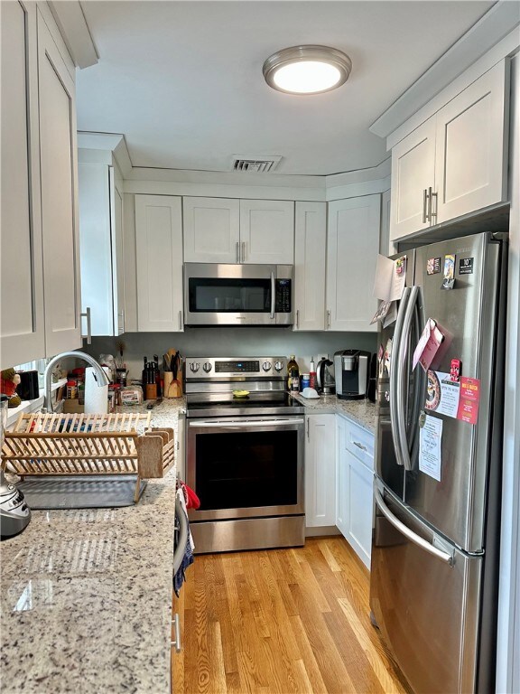 74 Warner St unit 2, Newport, RI 02840 - photo 7