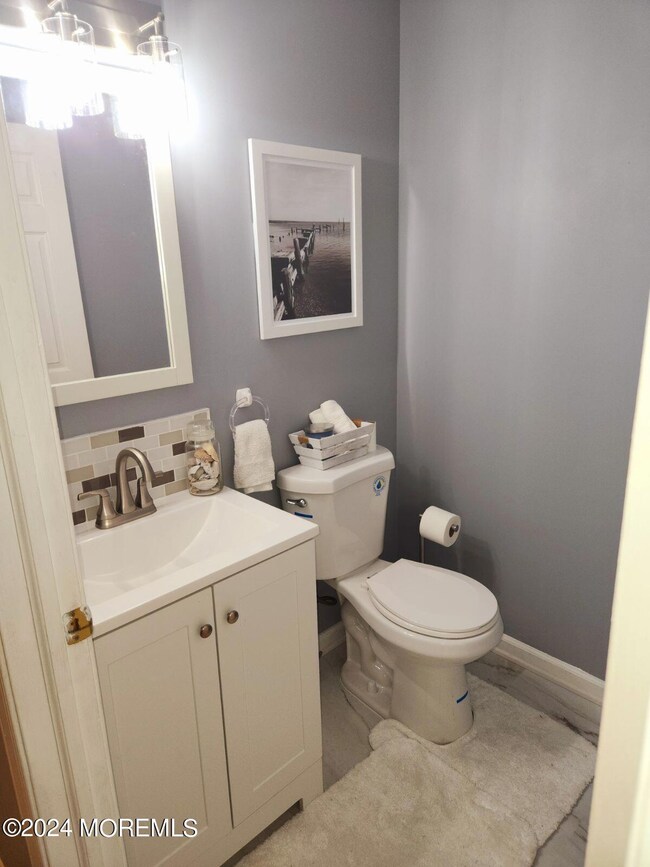 1092 Windlass Dr, Manahawkin, NJ 08050 - photo 6