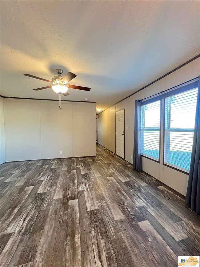 2077 & 2079 Millerfield Rd, Russell Springs, KY 42642 - photo 5