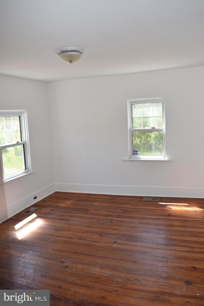 10 Grove St, Glassboro, NJ 08028 - photo 5
