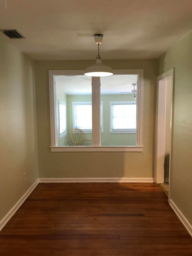 4821 Sunderland Rd, Jacksonville, FL 32210 - photo 6