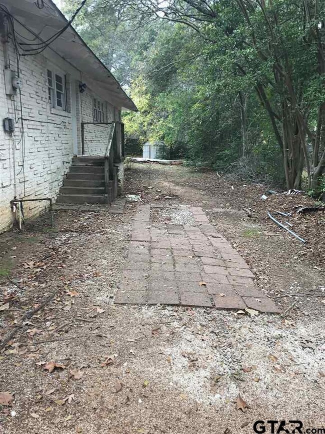 1004 1004 Dulse St, Tyler, TX 75701 - photo 5