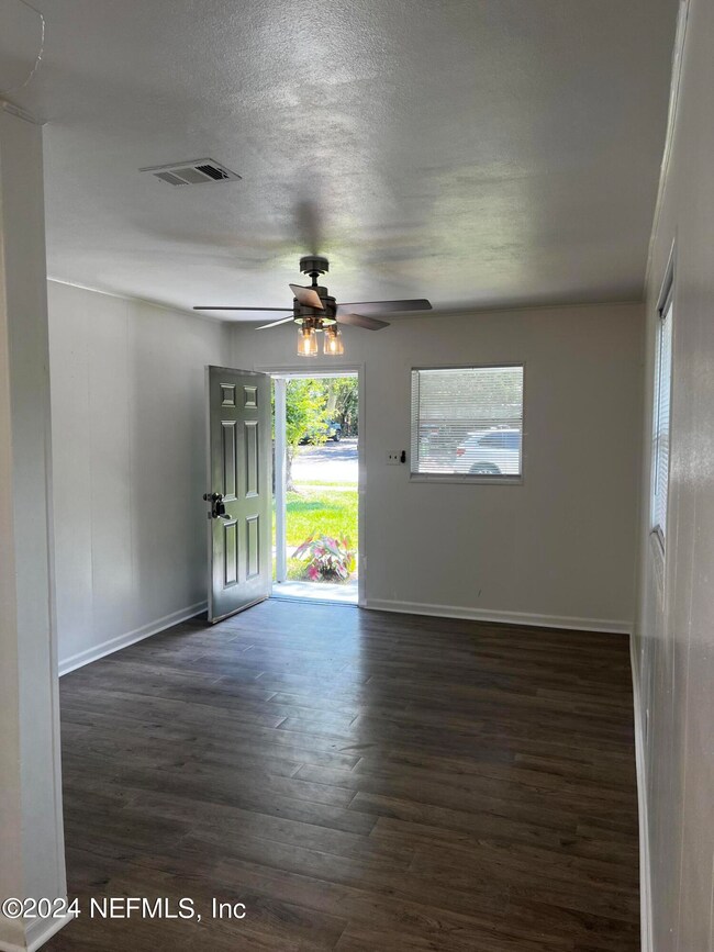 2834 Newell Blvd, Jacksonville, FL 32216 - photo 5