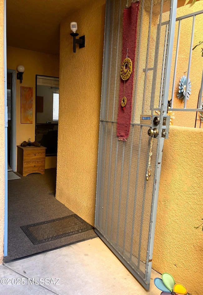 4B-security entry-z1