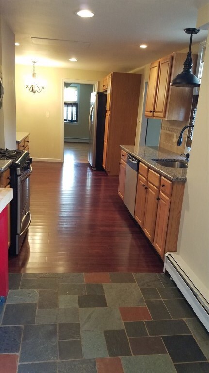 8 Angell St, West Warwick, RI 02893 - photo 6