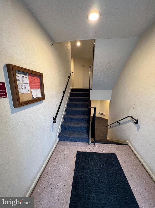 12220 Eagles Nest Ct unit M, Germantown, MD 20874 - photo 4