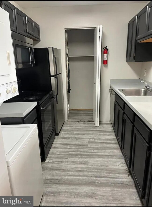 2645 N Charles St unit D, Baltimore, MD 21218 - photo 5