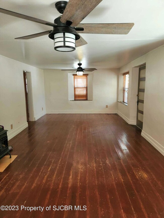 Dining room to Livingroom