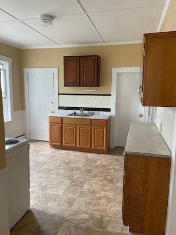 104.5 Boston St unit 1, Salem, MA 01970 - photo 4