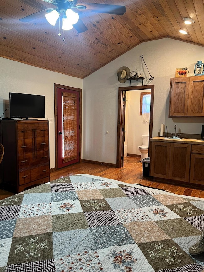 961 Buttercup Ln unit 1, Wimberley, TX 78676 - photo 7