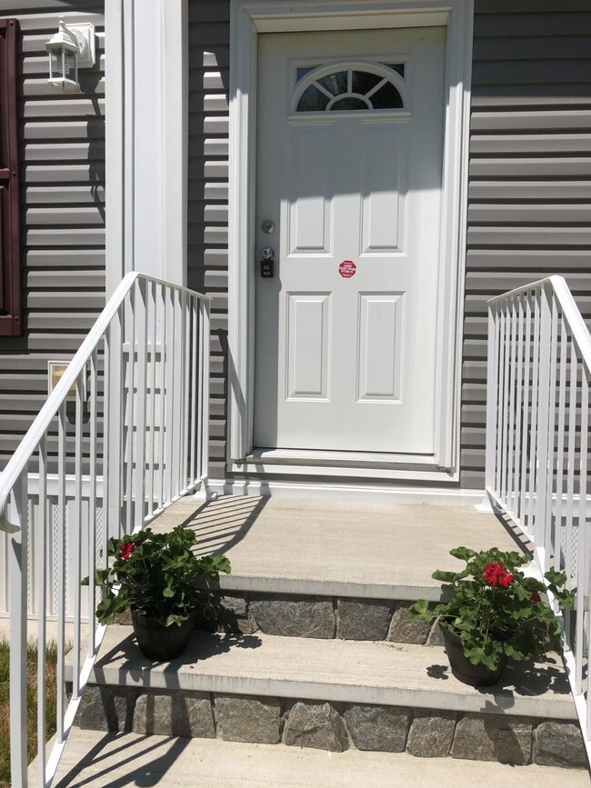 1 Pinecone Dr, Alfred, ME 04002 - photo 4