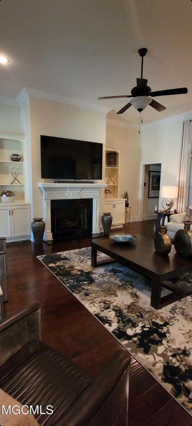 Quintin Living Rm 1
