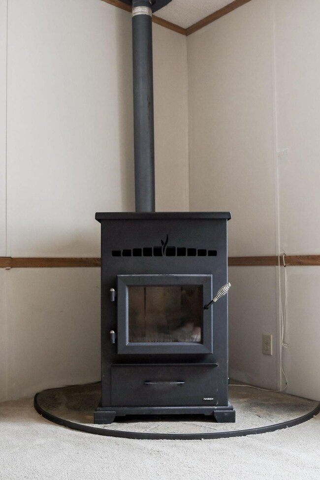 15008 N Savannah Ln, Mead, WA 99021 - photo 7