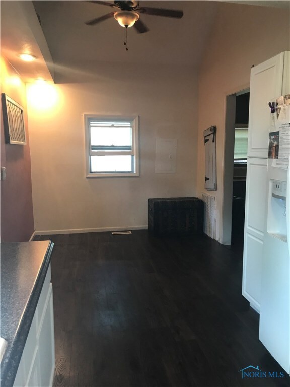 308 W Church St, West Unity, OH 43570 - photo 7