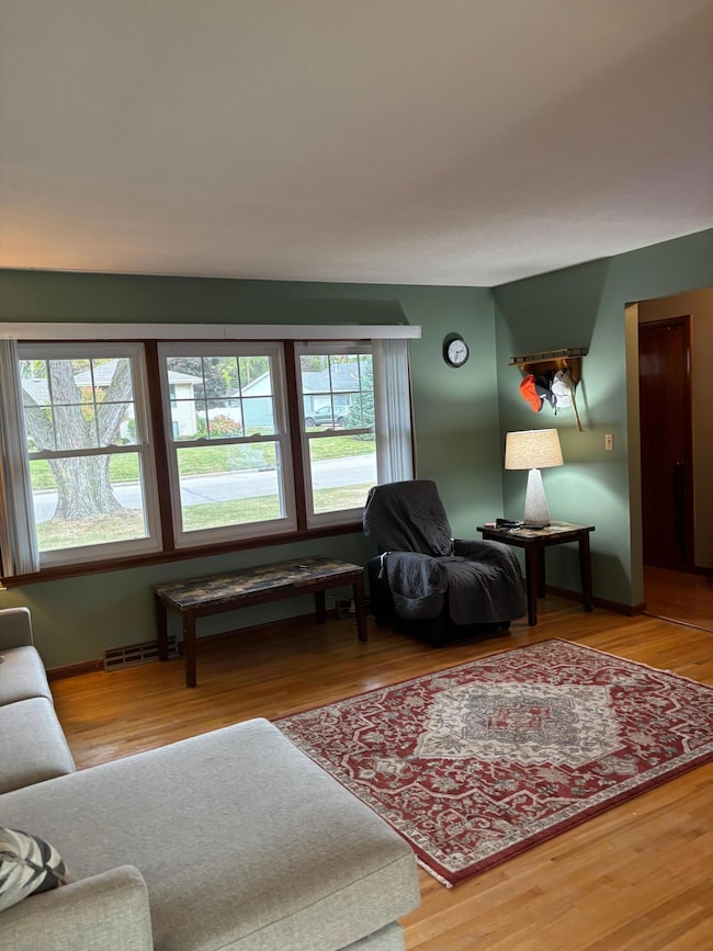 4617 Southmore Dr, Bloomington, MN 55437 - photo 6