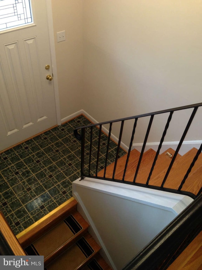 4418 Pickett Rd, Fairfax, VA 22032 - photo 2