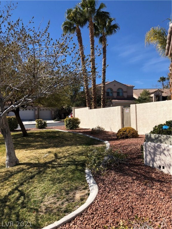 FRONT CORNER LOT