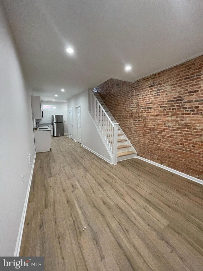 410 S Vincent St, Baltimore, MD 21223 - photo 3