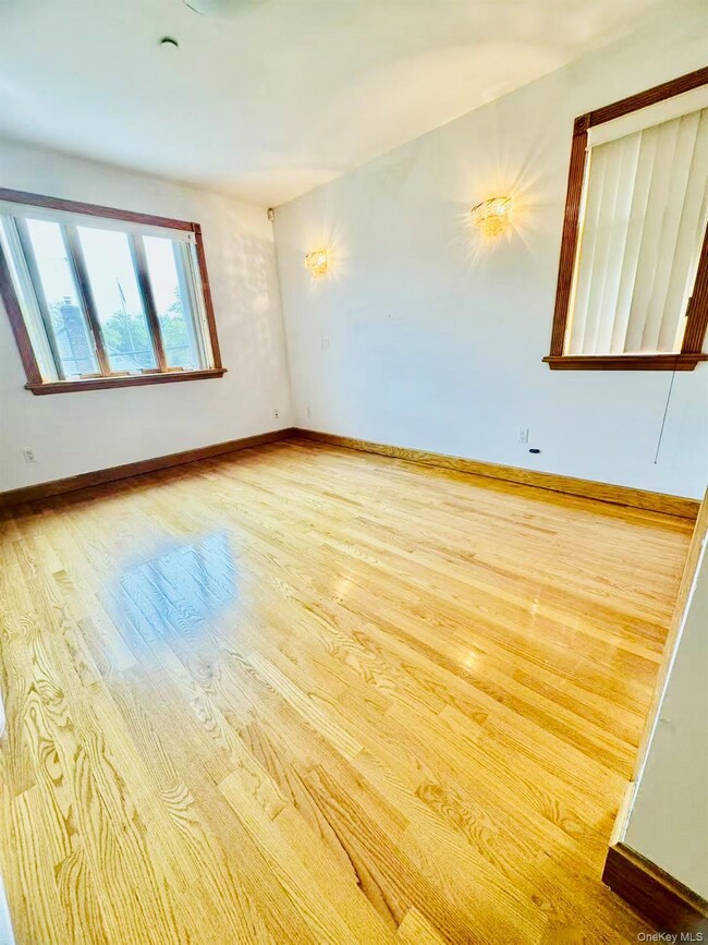 34-41 201st St, Flushing, NY 11361 - photo 6