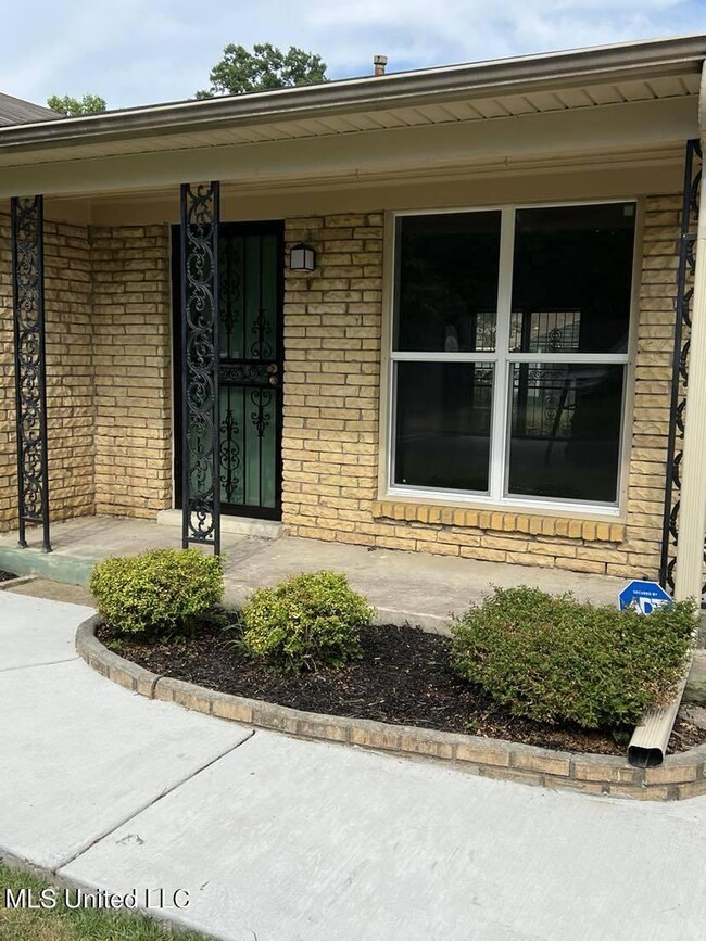 cedarcrest front door