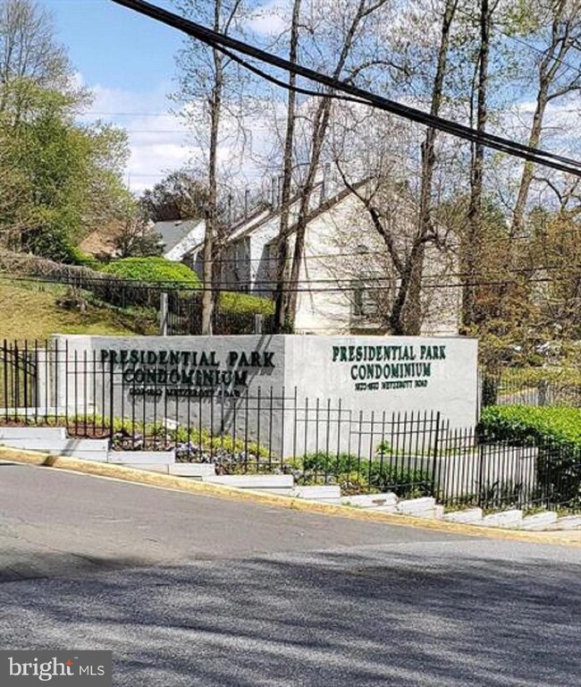 1822 Metzerott Rd unit 305, Adelphi, MD 20783 - photo 6