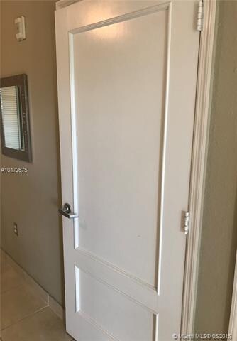 SOLID WOOD INTERIOR DOORS