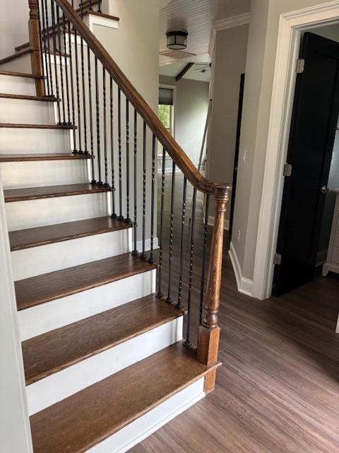 1469 Entry Hall and stairs