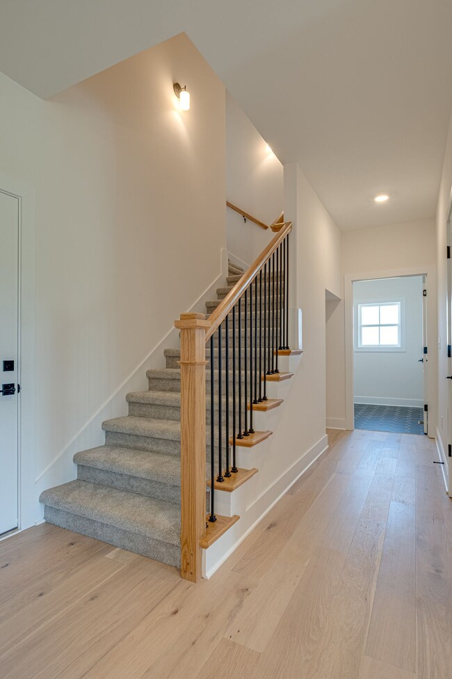 1021 Old Center Church Rd, Shelbyville, TN 37160 - photo 4