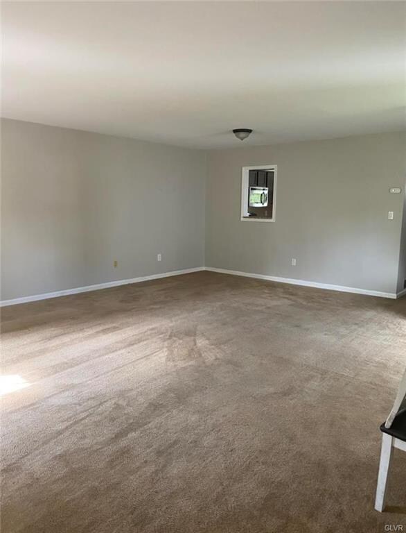 220 Ridgeview Dr, Alburtis, PA 18011 - photo 5