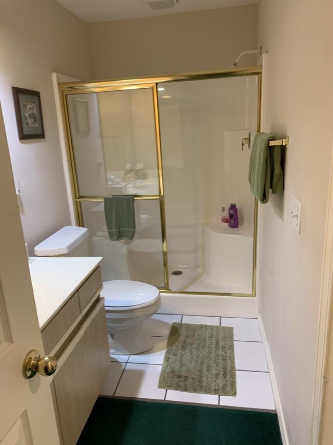 77 anglers hall bath