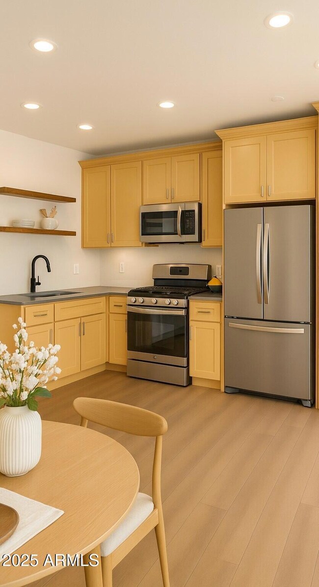 12005 N Panorama Dr unit 205, Fountain Hills, AZ 85268 - photo 2