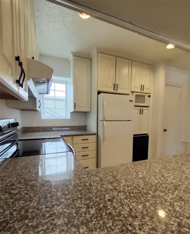 3131 Southwest Fwy unit 49, Houston, TX 77098 - photo 6