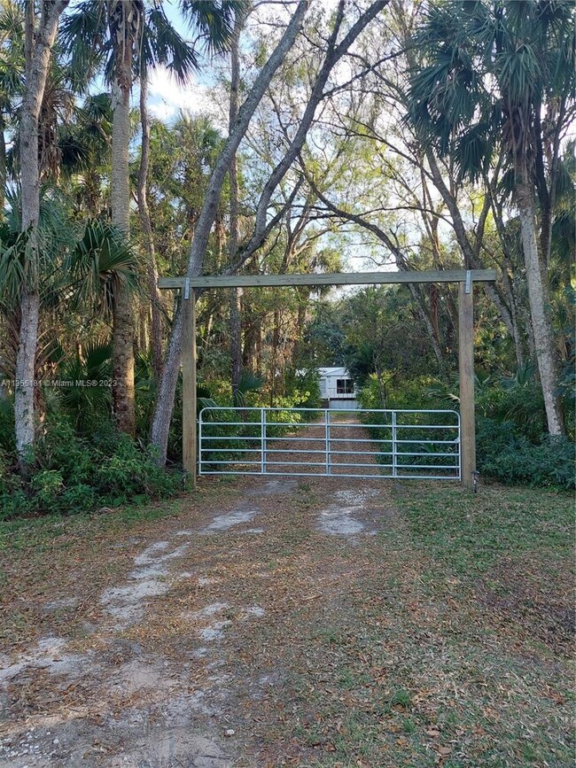 600 NW 134th St, Okeechobee, FL 34972 - photo 3
