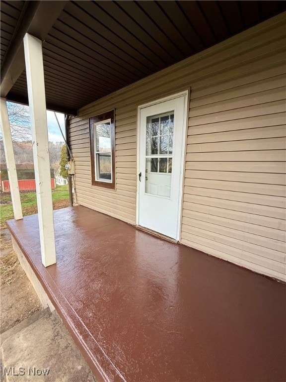 1002 Jefferson St, Bergholz, OH 43908 - photo 5