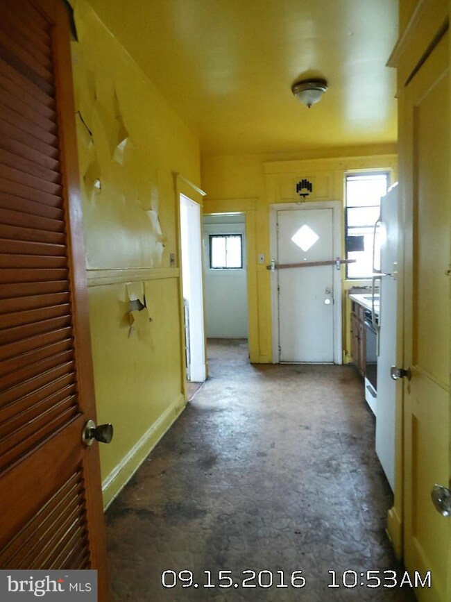 2701 Liberty Heights Ave, Baltimore, MD 21215 - photo 6