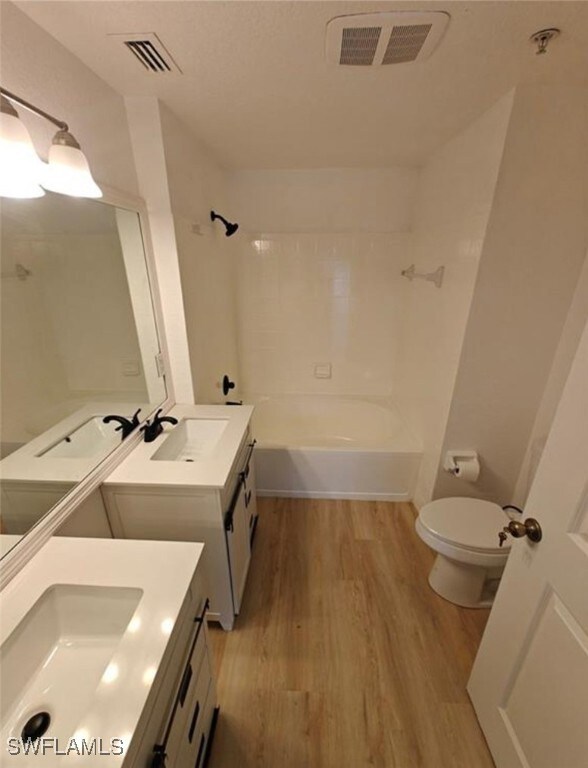 6490 Aragon Way unit 102, Fort Myers, FL 33966 - photo 5