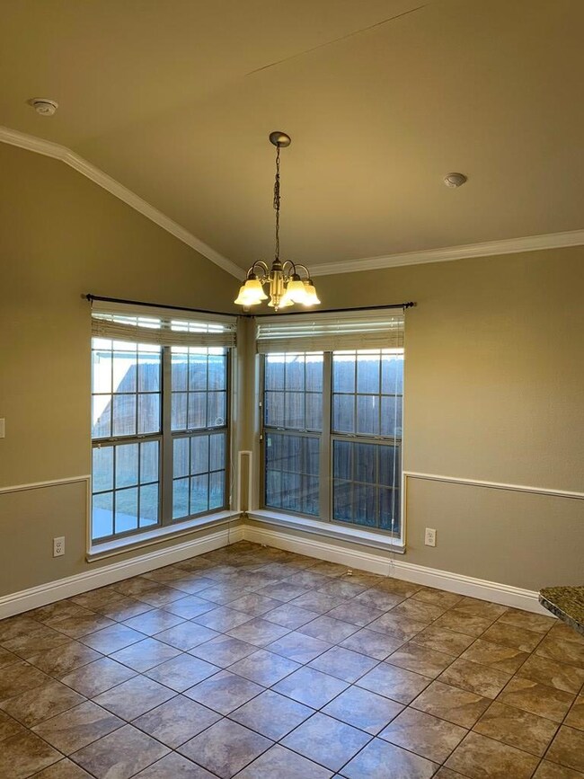 9305 Lamar Ave, Odessa, TX 79765 - photo 6