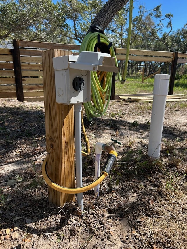 1315 Sammy Henderson St, Rockport, TX 78382 - photo 7