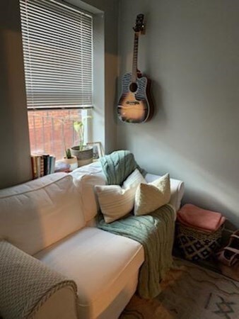 156 Salem St unit 3r, Boston, MA 02113 - photo 4