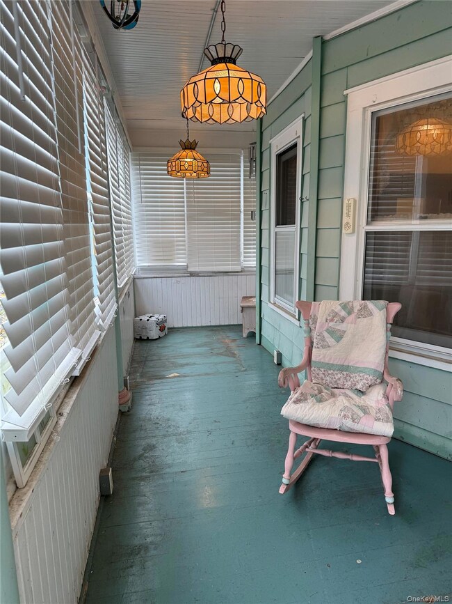 19 Lewis Ave, Poughkeepsie, NY 12603 - photo 2