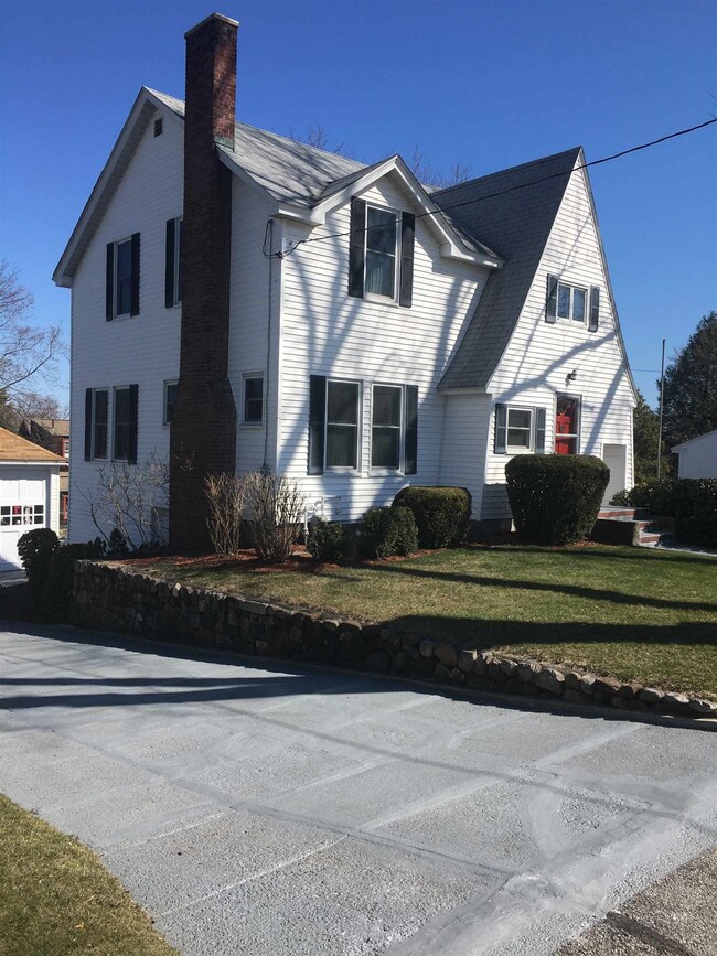 176 Norfolk St, Manchester, NH 03103 - photo 3