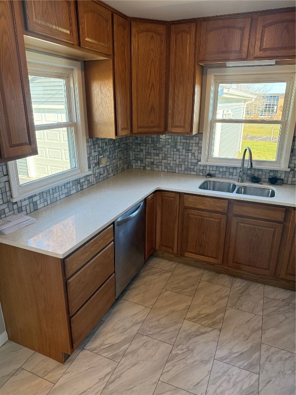 1253 20th St SW, Cedar Rapids, IA 52404 - photo 4