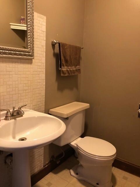 1113 N Glenwood Ave, Griffith, IN 46319 - photo 7