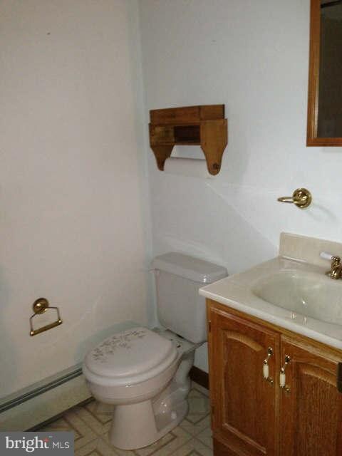 1924 Shanklin Ave, Parkville, MD 21234 - photo 4