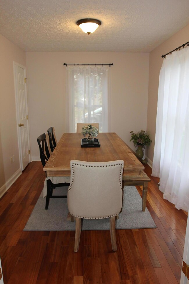 1081 Twana Ct, Sugar Grove, OH 43155 - photo 5