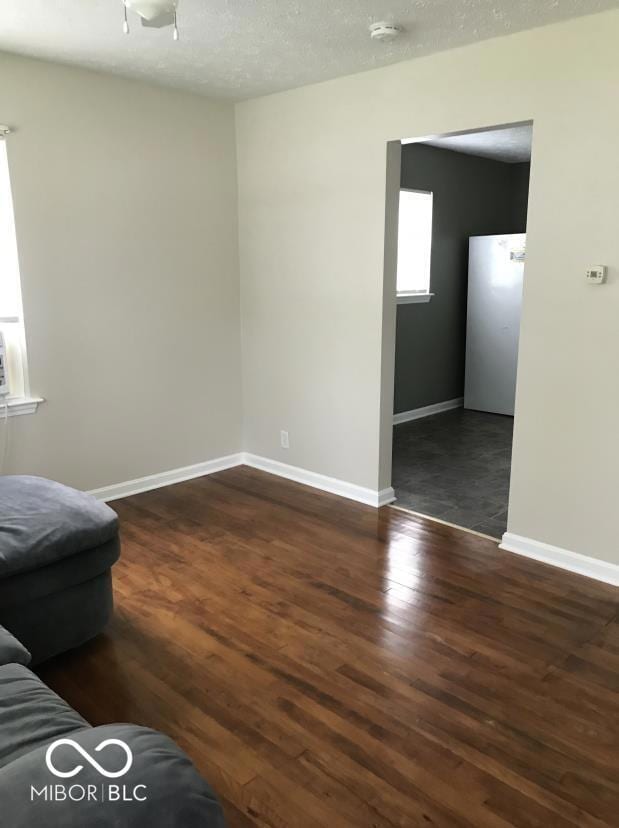 1625 N New York Ave, Muncie, IN 47304 - photo 3